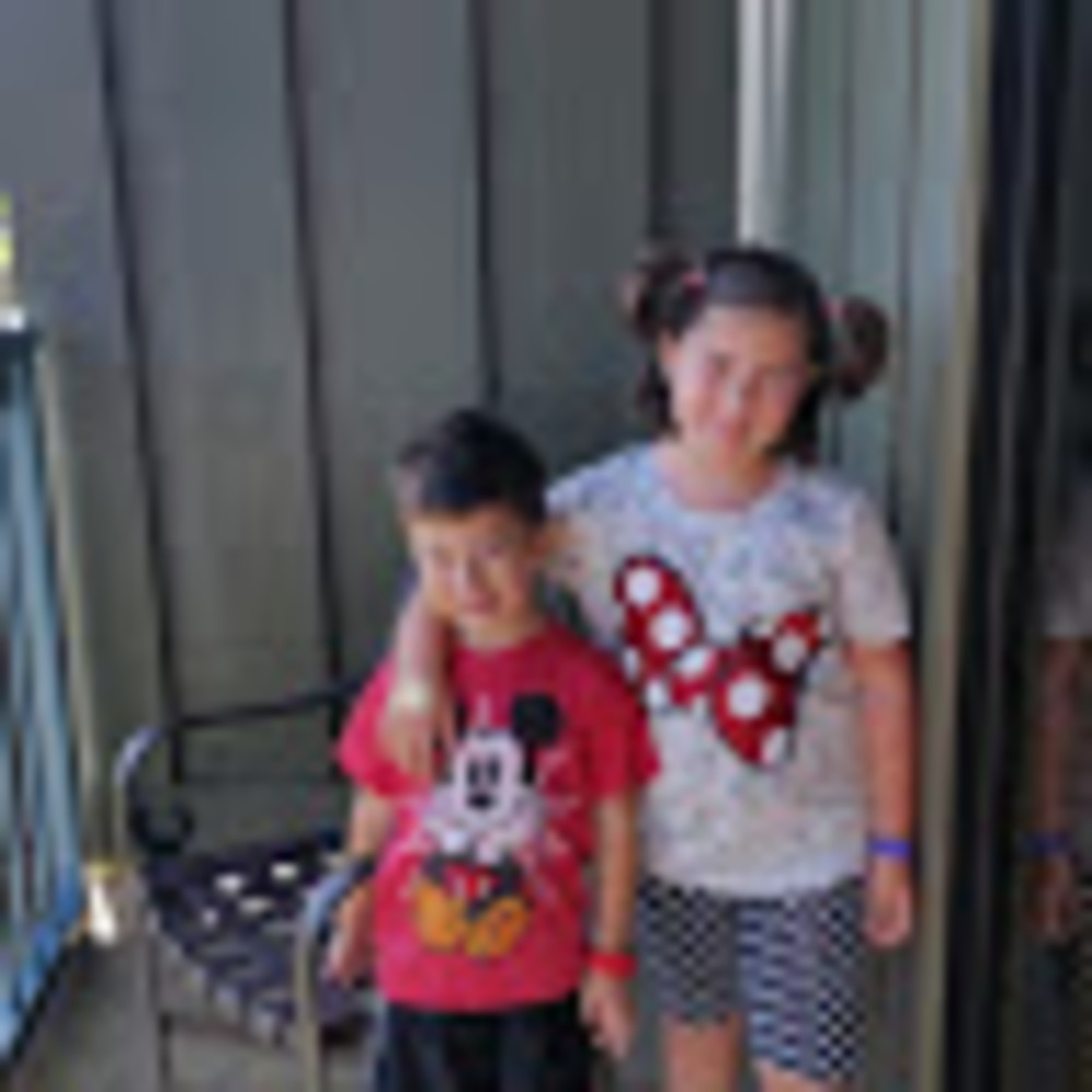 Meet your Posher, Christopher